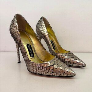 TOM FORD Classic Python Pump